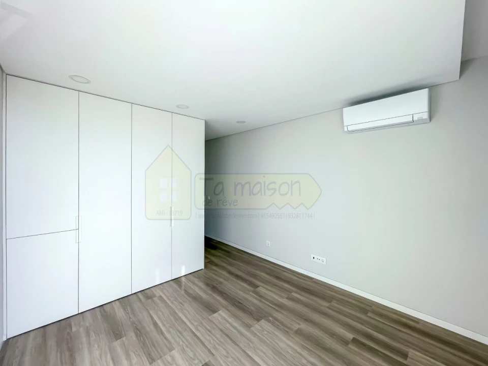 Apartamento T2 para Venda em Almancil Foto 13