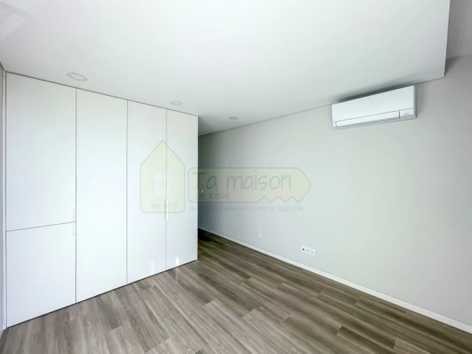Apartamento T2 para Venda em Almancil Foto 13