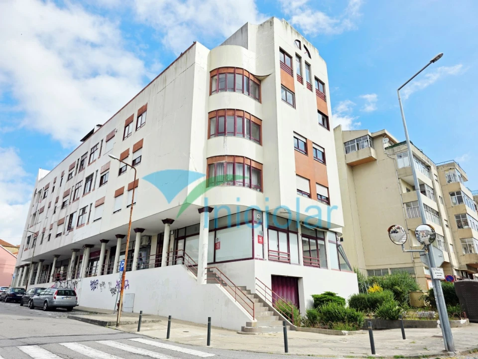 Apartamento T2 para Venda em Rio Tinto Foto 1