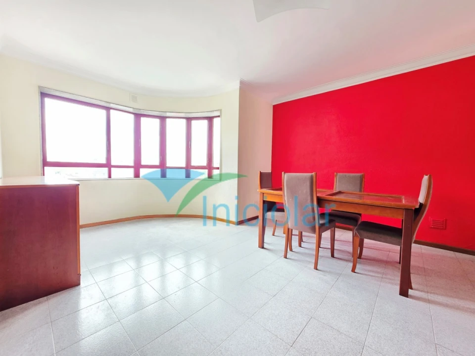 Apartamento T2 para Venda em Rio Tinto Foto 4