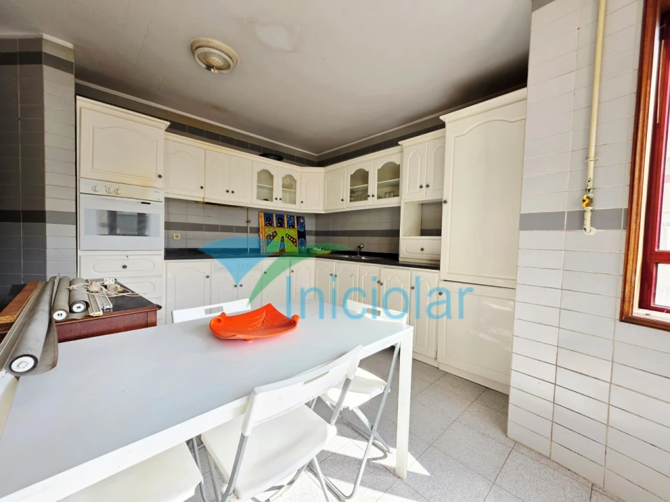 Apartamento T2 para Venda em Rio Tinto Foto 11