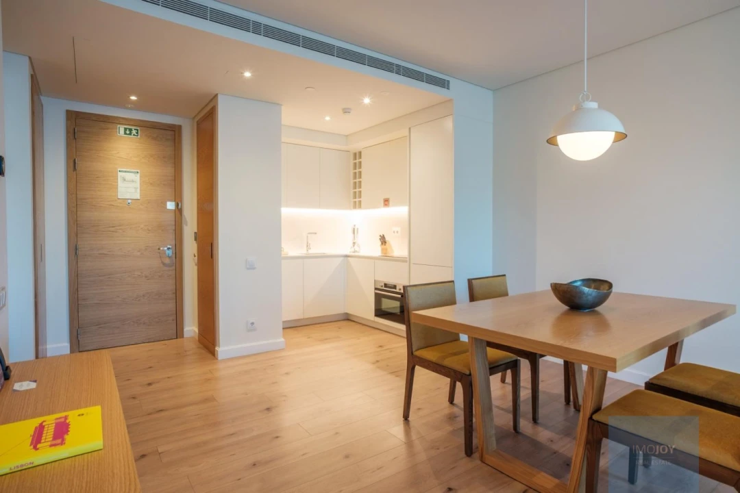 Apartamento T1 para Venda em Alcantara Foto 4