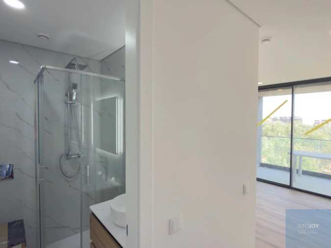 Apartamento T2 para Venda em Portimão Foto 13