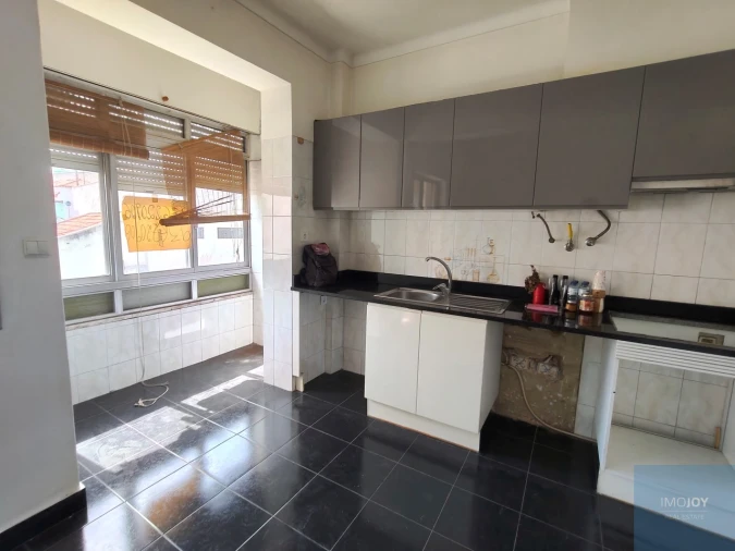 Apartamento T2 para Venda em Ramada e Caneças Foto 8