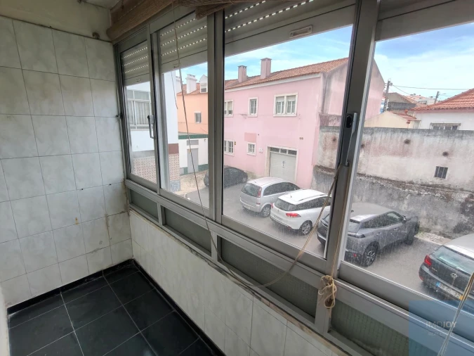 Apartamento T2 para Venda em Ramada e Caneças Foto 9