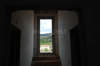 Negócio para Venda em Gandra e Taião