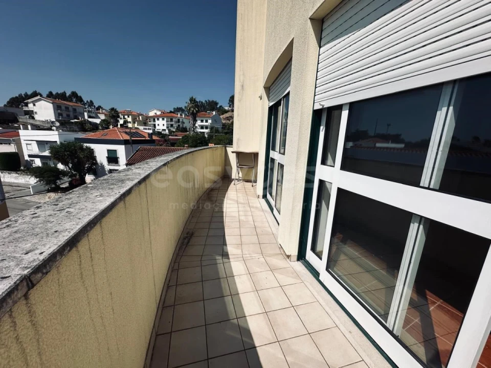 Apartamento T4 para Venda em Sé Nova, Santa Cruz, Almedina e São Bartolomeu Foto 3