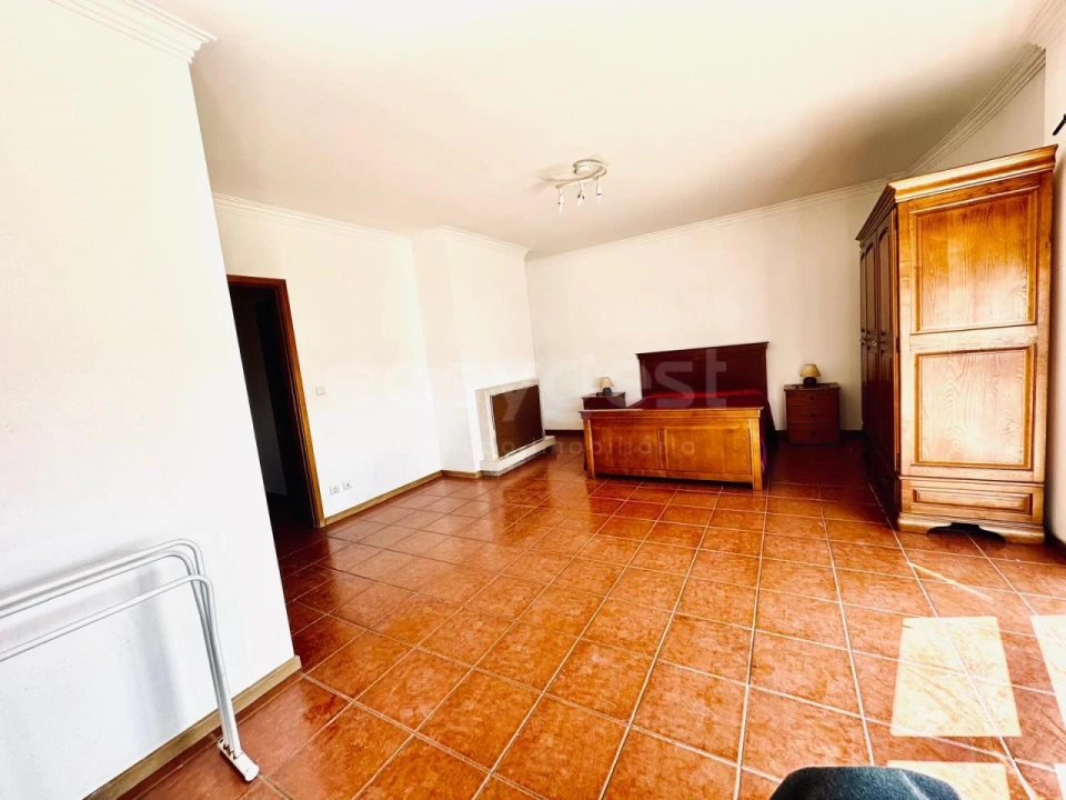 Apartamento T4 para Venda em Sé Nova, Santa Cruz, Almedina e São Bartolomeu Foto 6