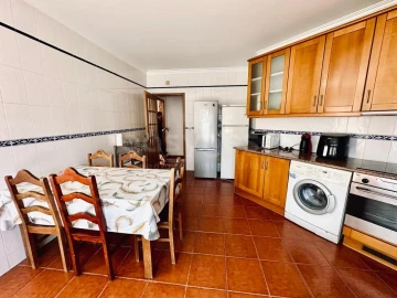 Apartamento T4 para Venda em Sé Nova, Santa Cruz, Almedina e São Bartolomeu