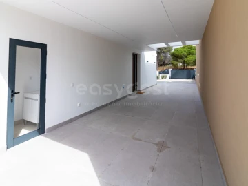 Moradia T3 para Venda em Quarteira