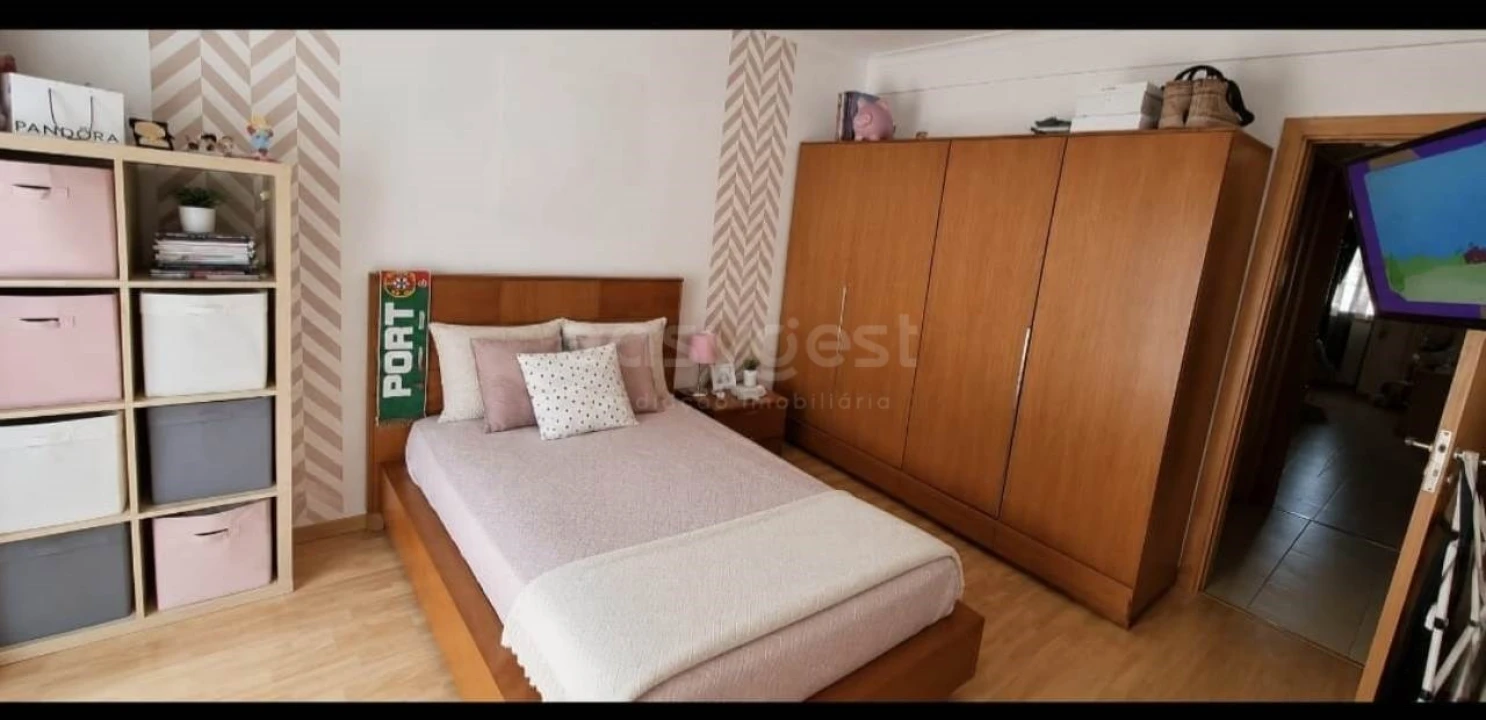 Apartamento T2 para Venda em Santa Maria do Castelo e Santiago e Santa Susana Foto 5