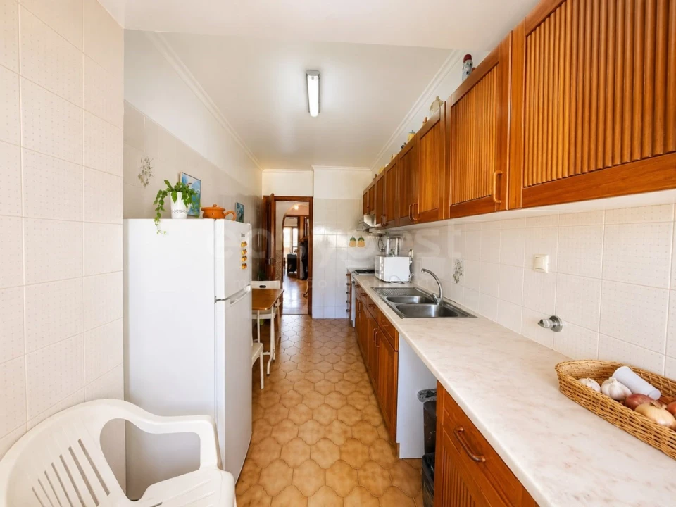 Apartamento T2 para Venda em São Domingos de Benfica Foto 5