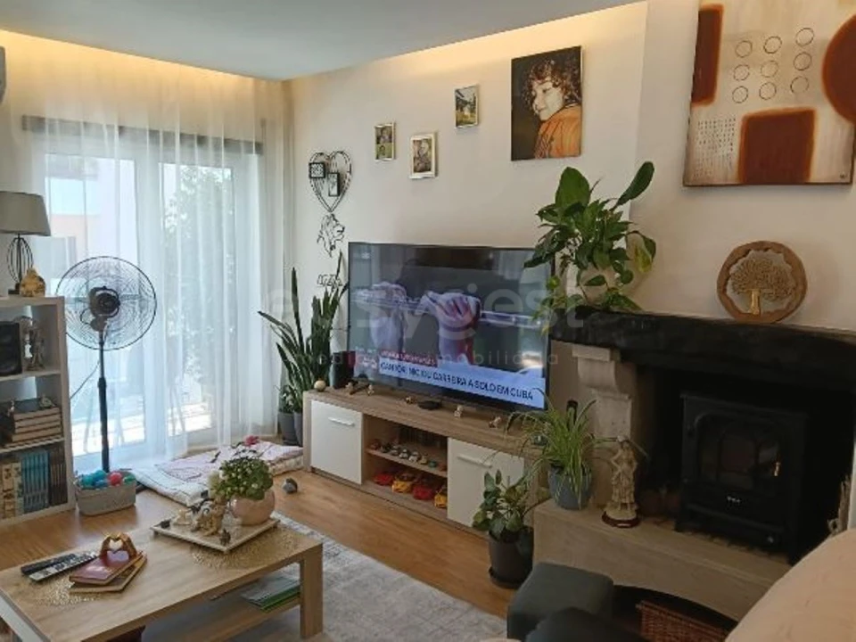 Apartamento T2 para Venda em Nossa Senhora da Piedade Foto 3