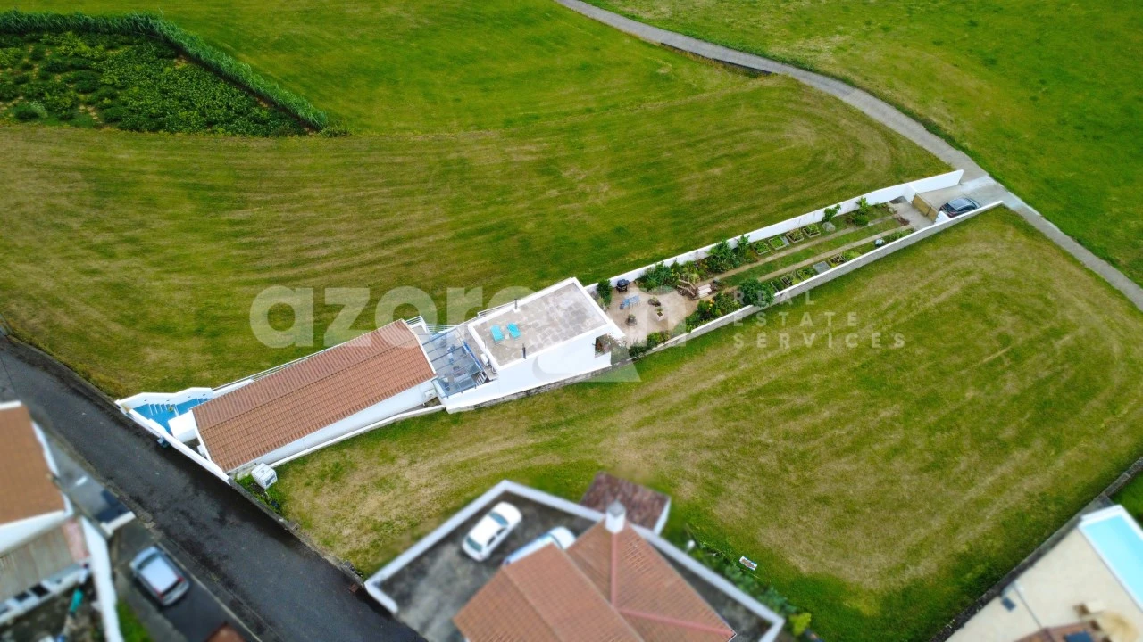 Moradia T2 para Venda em Lomba da Fazenda Foto 28
