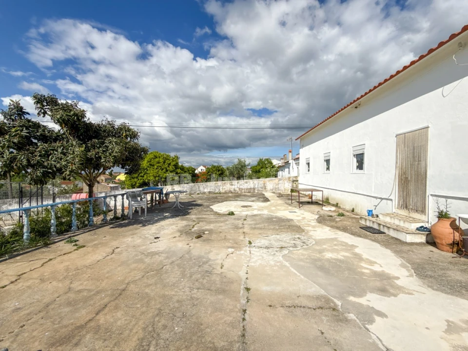 Moradia T3 para Venda em São Facundo e Vale das Mós Foto 4