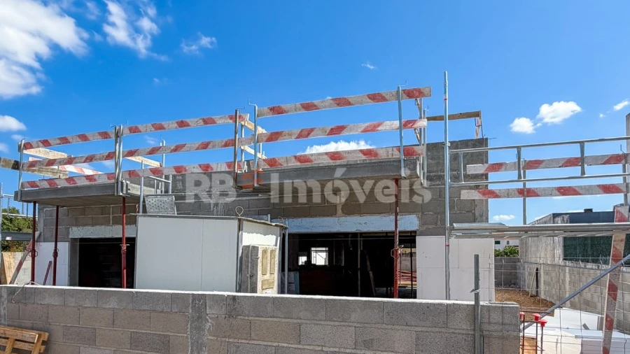 Moradia T3 para Venda em Nossa Sra de Fatima