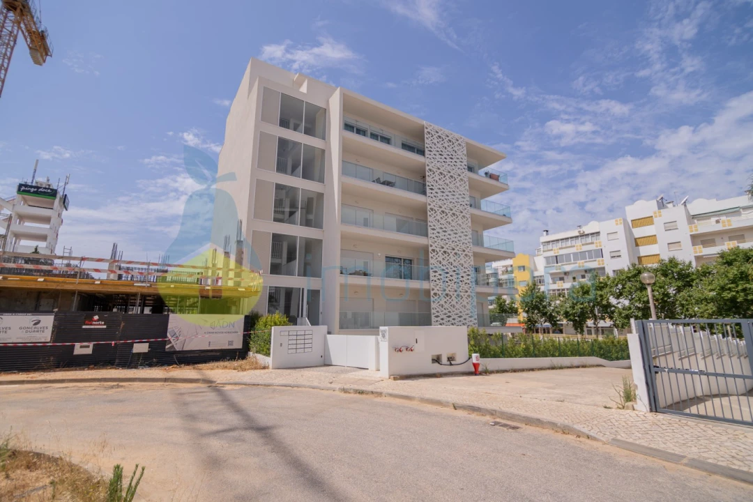 Apartamento T2 para Venda em Portimão Foto 5