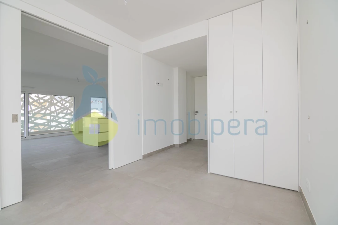 Apartamento T2 para Venda em Portimão Foto 14
