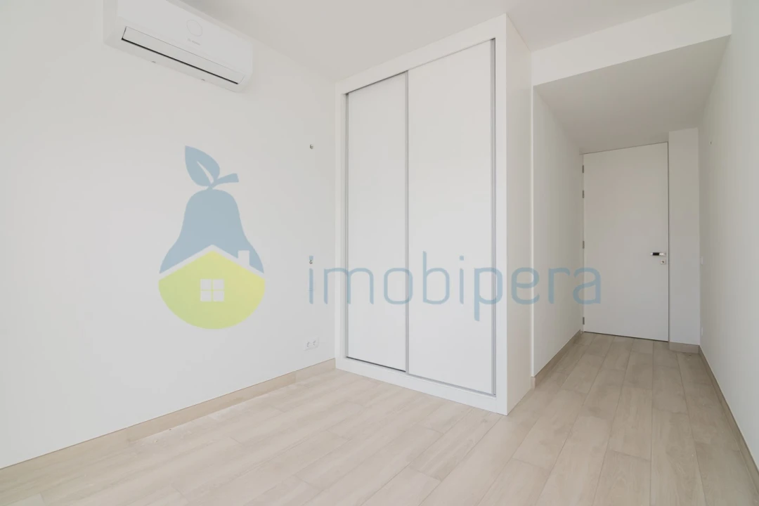 Apartamento T2 para Venda em Portimão Foto 26