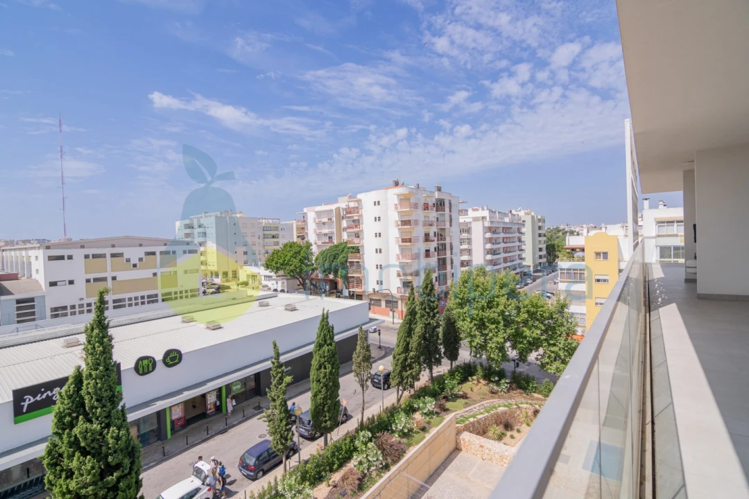Apartamento T2 para Venda em Portimão Foto 39