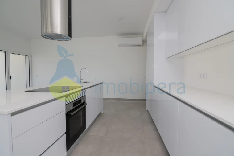 Apartamento T2 para Venda em Portimão Foto 17