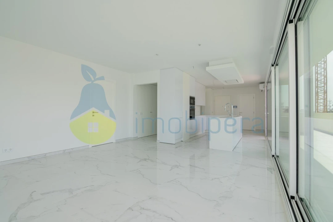 Apartamento T3 para Venda em Portimão Foto 13