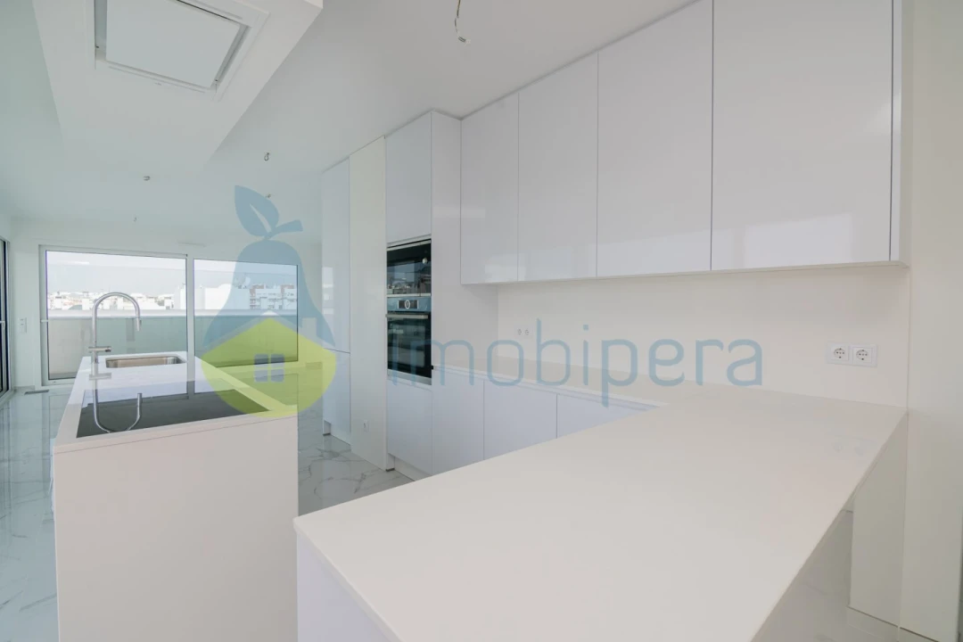 Apartamento T3 para Venda em Portimão Foto 15