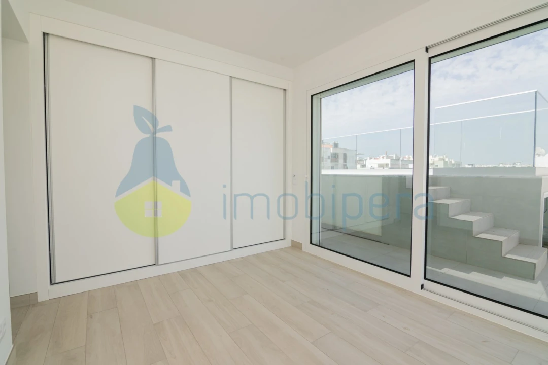 Apartamento T3 para Venda em Portimão Foto 22
