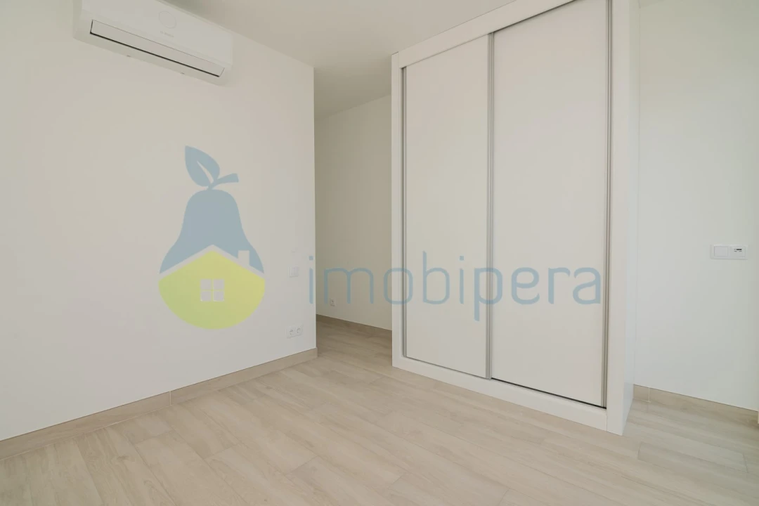 Apartamento T3 para Venda em Portimão Foto 25