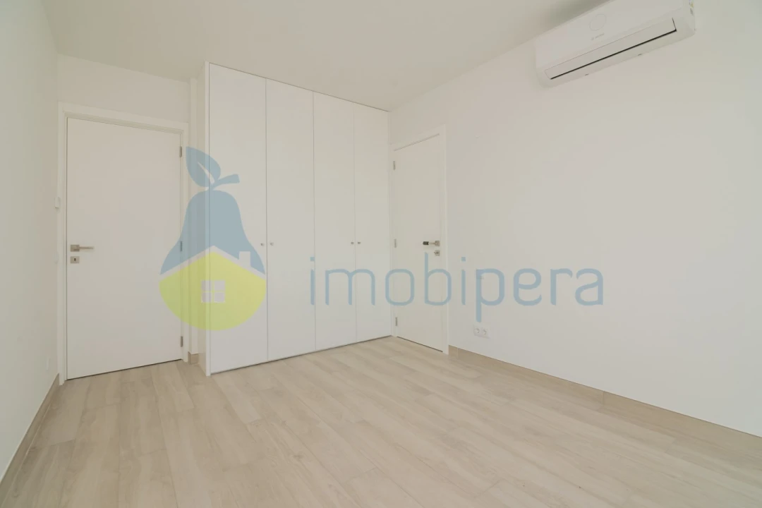 Apartamento T3 para Venda em Portimão Foto 27