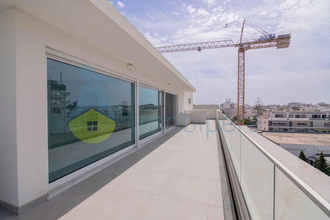 Apartamento T3 para Venda em Portimão Foto 38