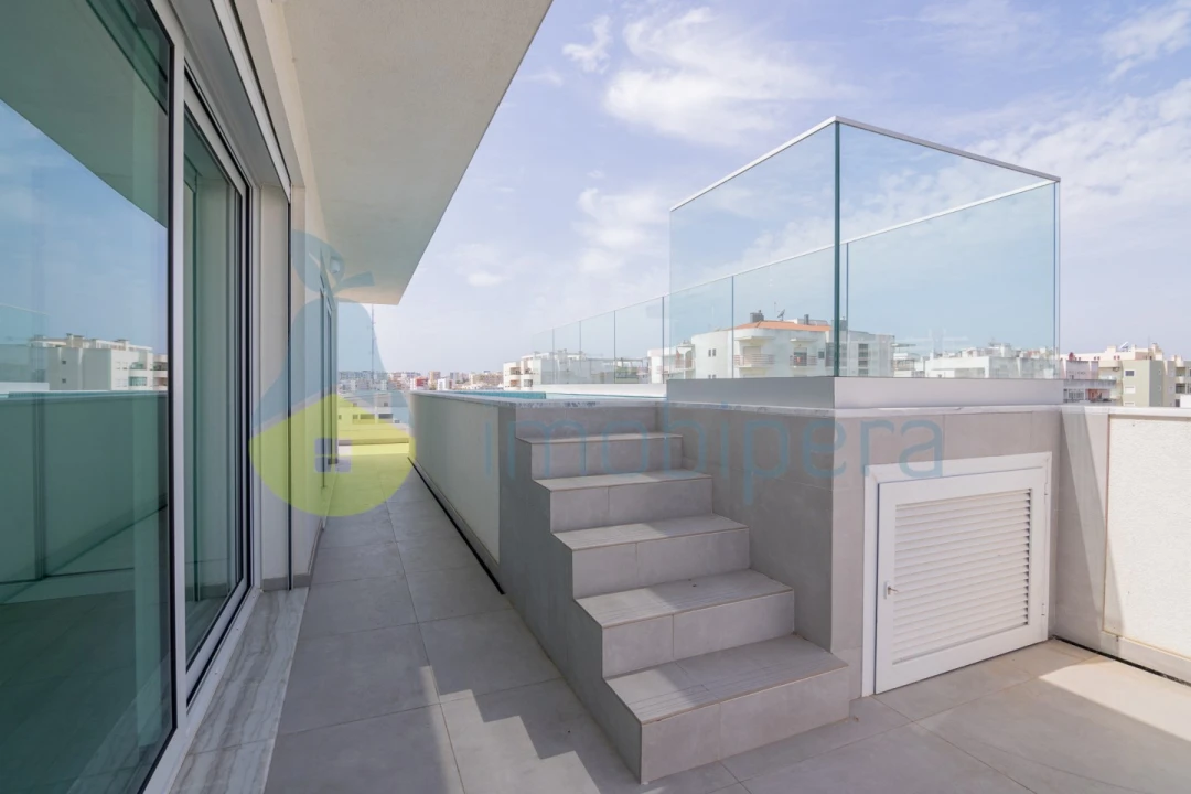 Apartamento T3 para Venda em Portimão Foto 42