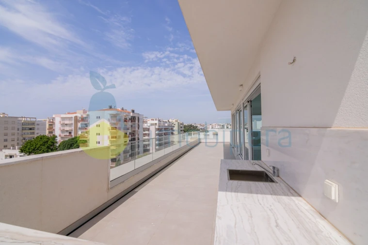 Apartamento T3 para Venda em Portimão Foto 37