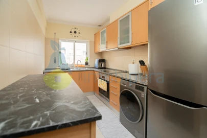 Apartamento T2 para Venda em Algoz e Tunes
