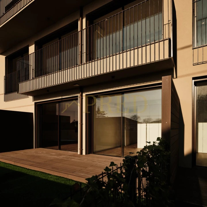 Apartamento T2 para Venda em Arcozelo Foto 5