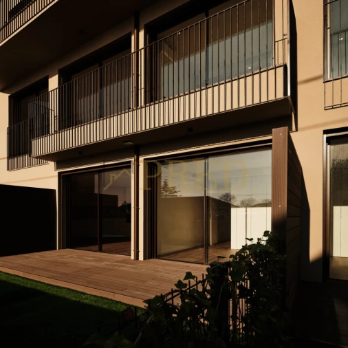 Apartamento T2 para Venda em Arcozelo Foto 5