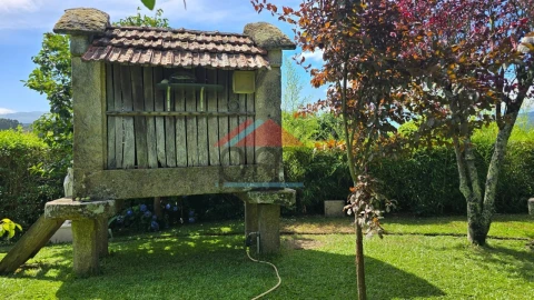 Moradia T3 para Venda em Segude