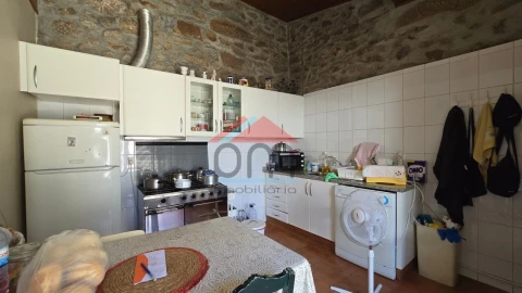 Moradia T3 para Venda em Segude