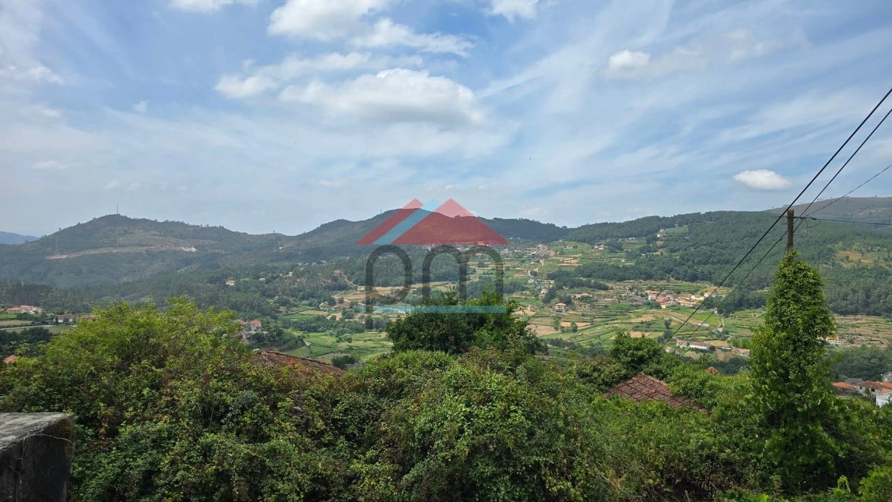 Terreno para Venda em Riba de Mouro Foto 5