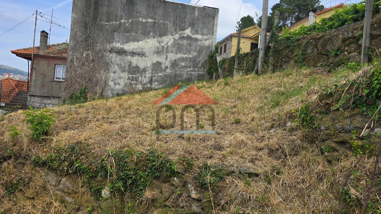 Terreno para Venda em Riba de Mouro Foto 14