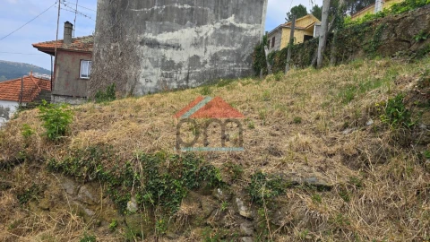 Terreno para Venda em Riba de Mouro