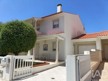 Moradia T3 para Venda em São Martinho do Porto