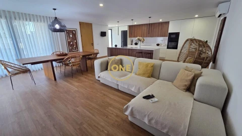 Moradia T3 para Venda em Bougado (São Martinho e Santiago)