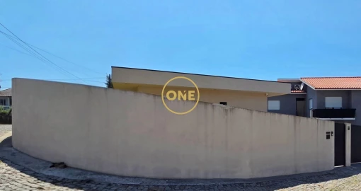 Moradia T3 para Venda em Bougado (São Martinho e Santiago)