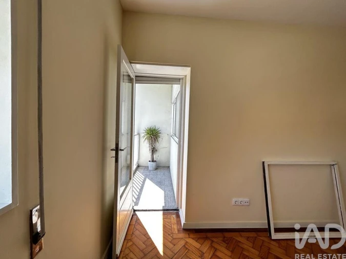 Apartamento T2 para Arrendamento em Ramalde Foto 20