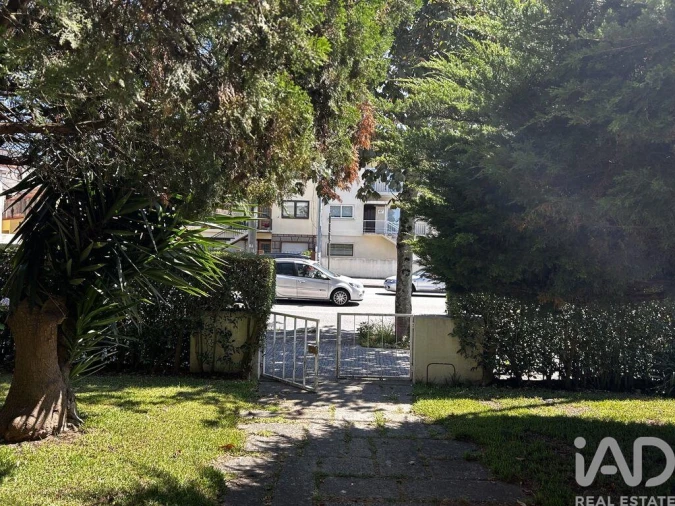 Apartamento T2 para Arrendamento em Ramalde Foto 25