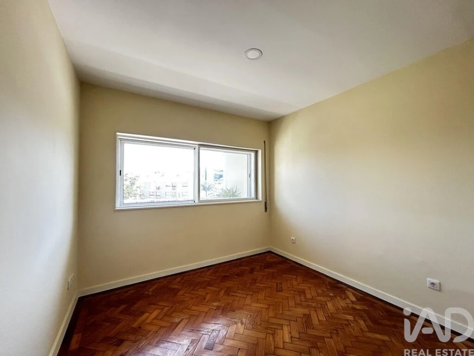 Apartamento T2 para Arrendamento em Ramalde Foto 15