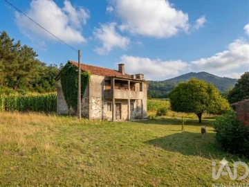 Quinta T3 para Venda em Fornelos e Queijada