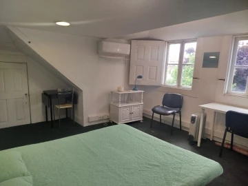 Quarto para Arrendamento em Azurem