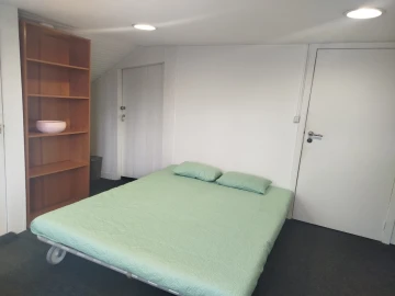 Quarto para Arrendamento em Azurem